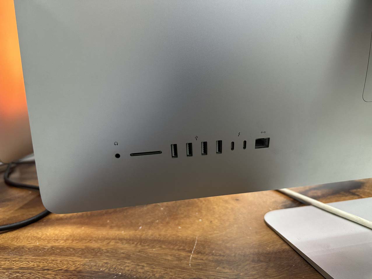 Apple iMac 2019, 27in 5K retina, core i9 – 3.6G, Radeon Pro 580X