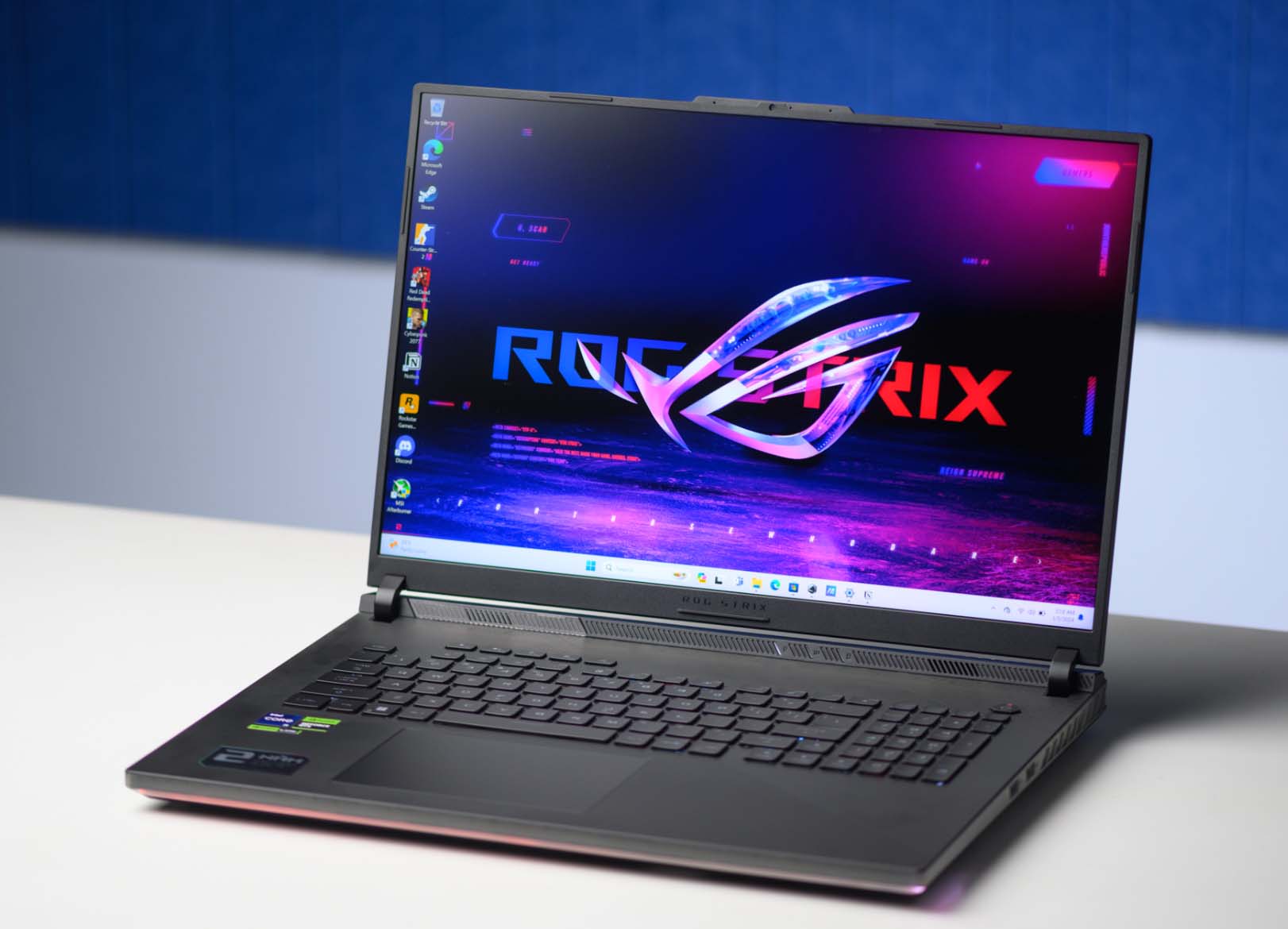 18 Inch Asus Rog Laptop Asus ROG Strix Scar 18, core i9 13980HX, RTX4090, 18in