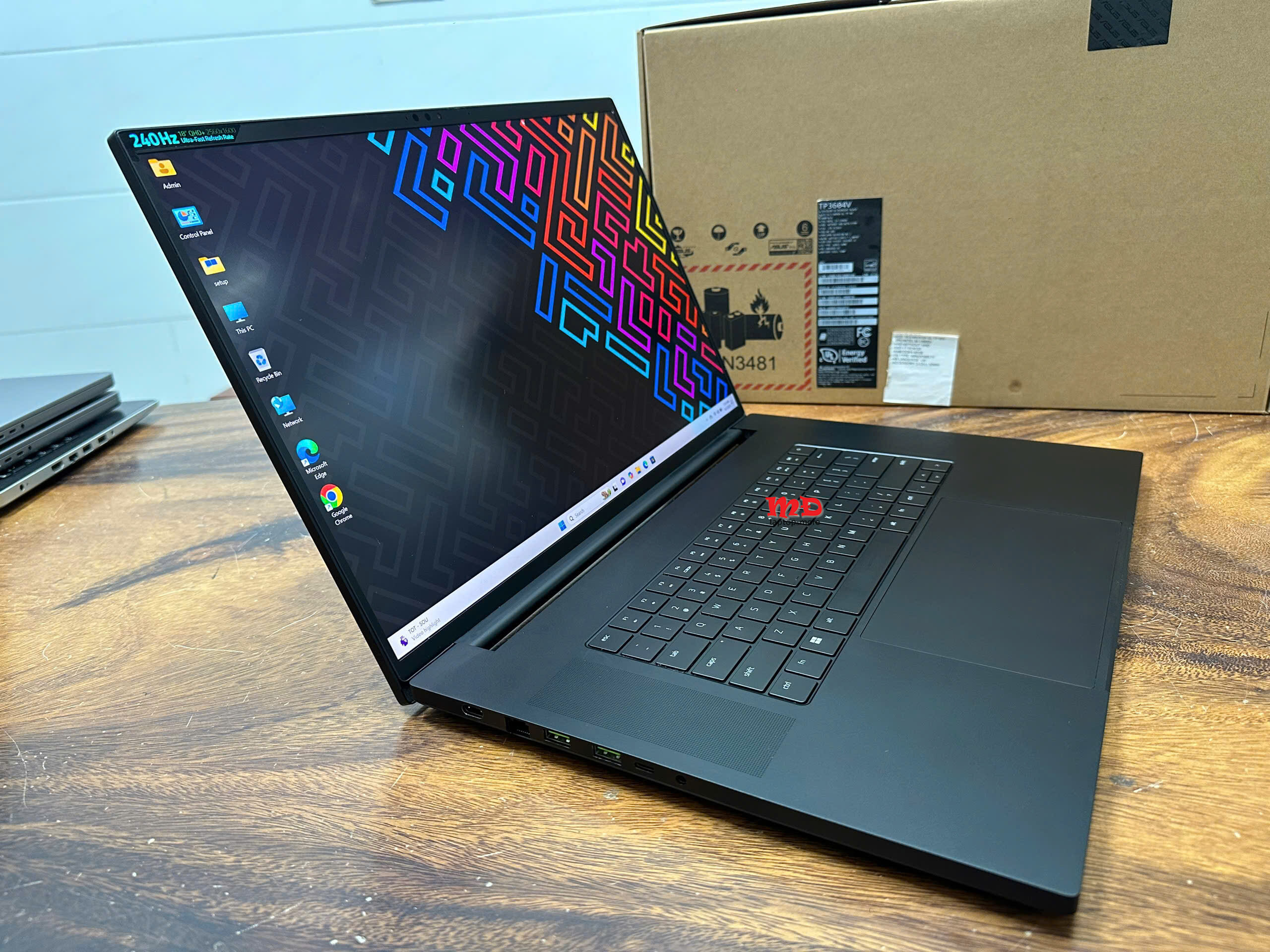 Razer Rz09 Razer Blade 18 RZ09, i9 13950HX RTX 4090 18in QHD+ 240hz